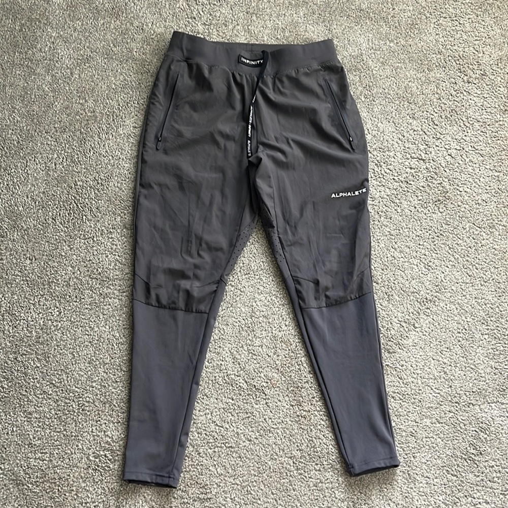 Alphalete Infinity Joggers